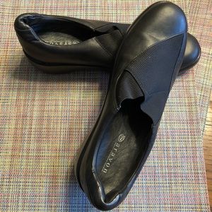 Black Shoes Sz. 8aa Woman’s